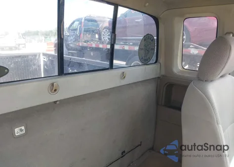 2003 Nissan Frontier Xe z USA, uszkodzony, nr VIN 1N6DD26T73C428151